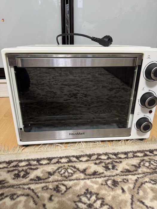 Продам електричну піч HausMark EOI -4015 WH