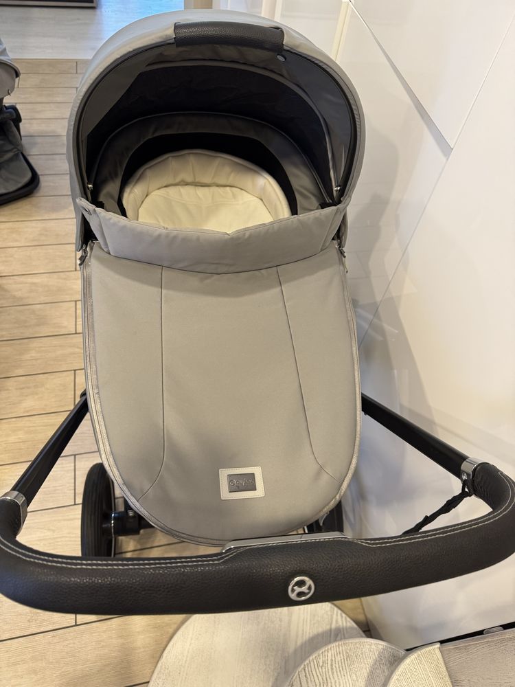 Cybex Priam 2в1 у кольорі Pearl Grey