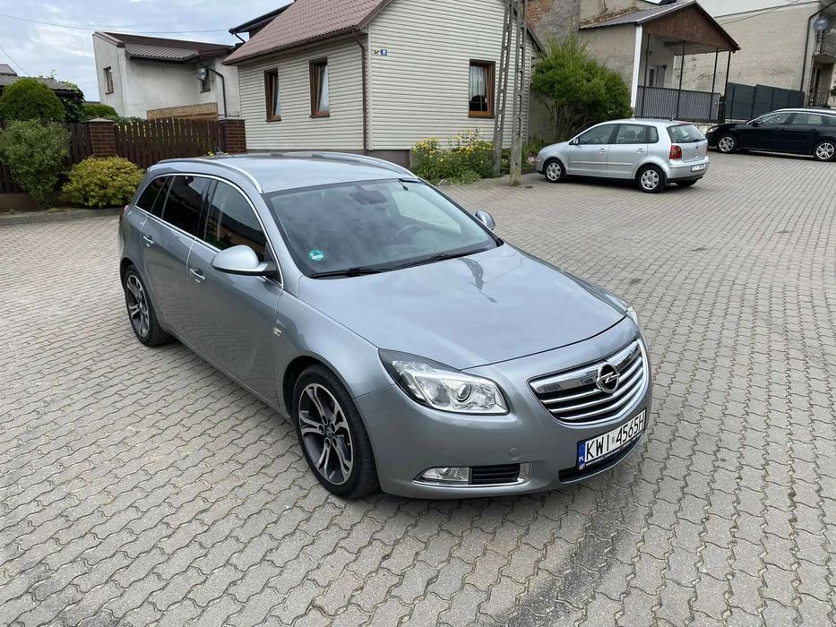 Opel Insignia 2.0 CDTI 160 KM / COSMO / Ksenon / El. klapa / Alu
