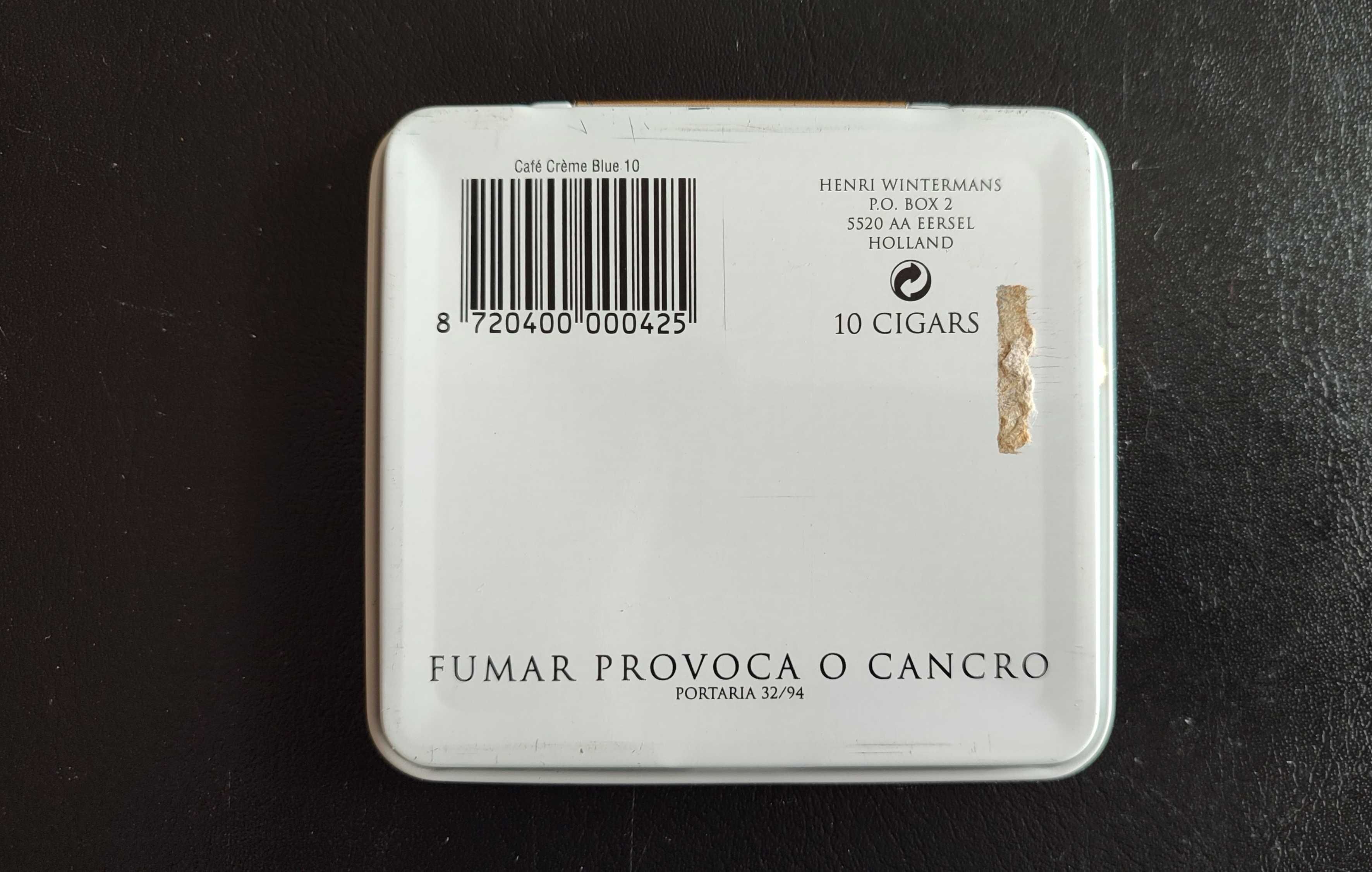 Caixa (vazia) de cigarrilhas Café Crème blue (década de 90)