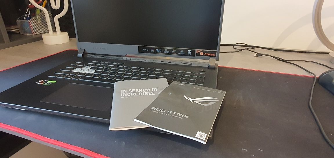 Laptop Asus Rog Strix G17