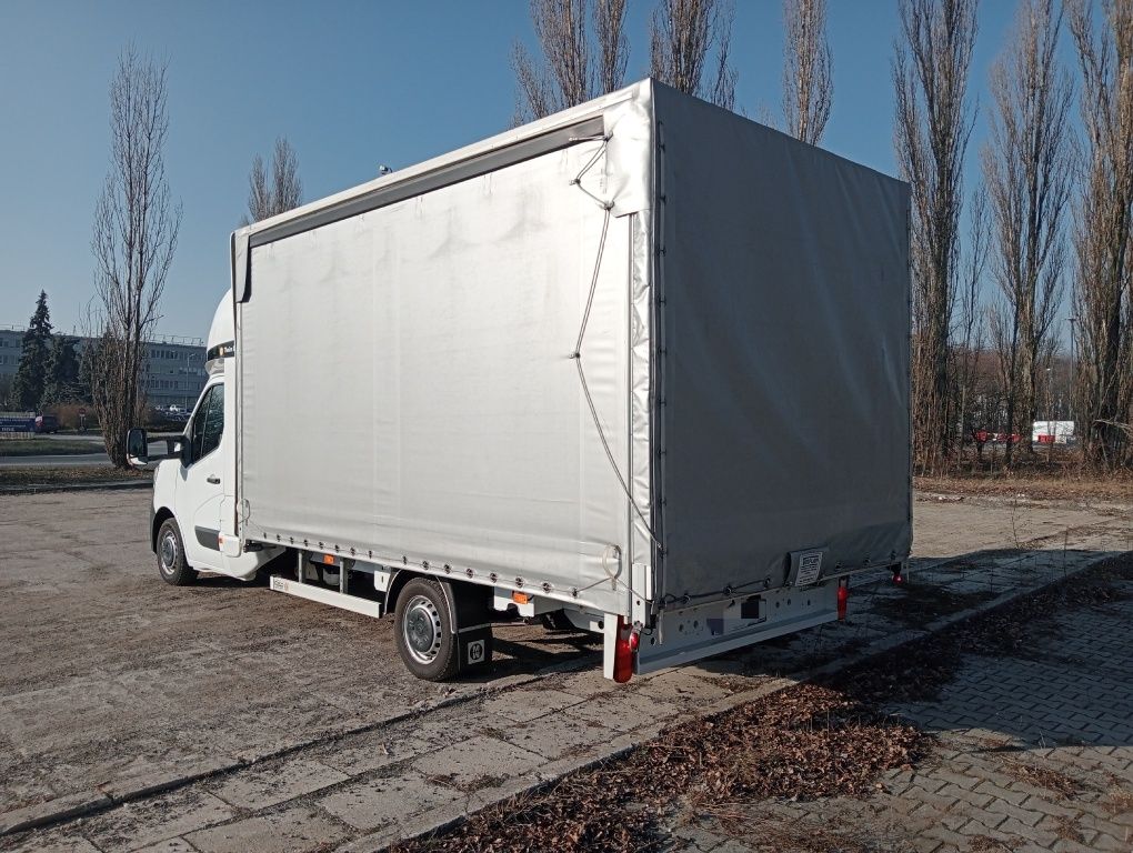 Wynajem bus plandeka 10ep TWINCAB Master miedzynarodówka spanie z tylu