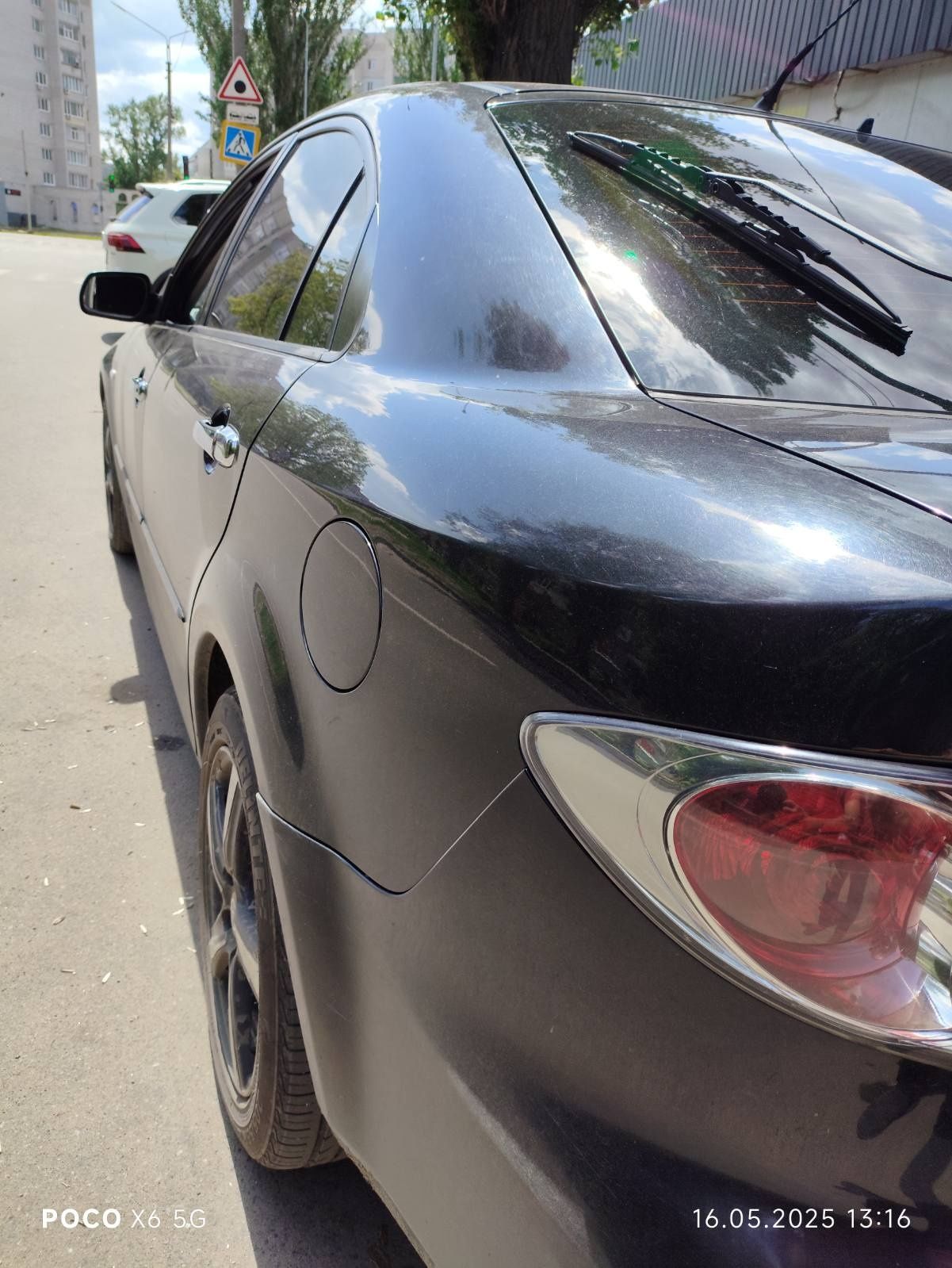 Продаю     mazda 6