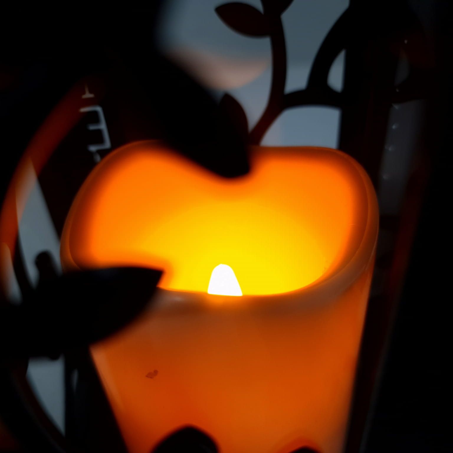 Duży znicz led lampion statuetka świeca lampka na cmentarz grób