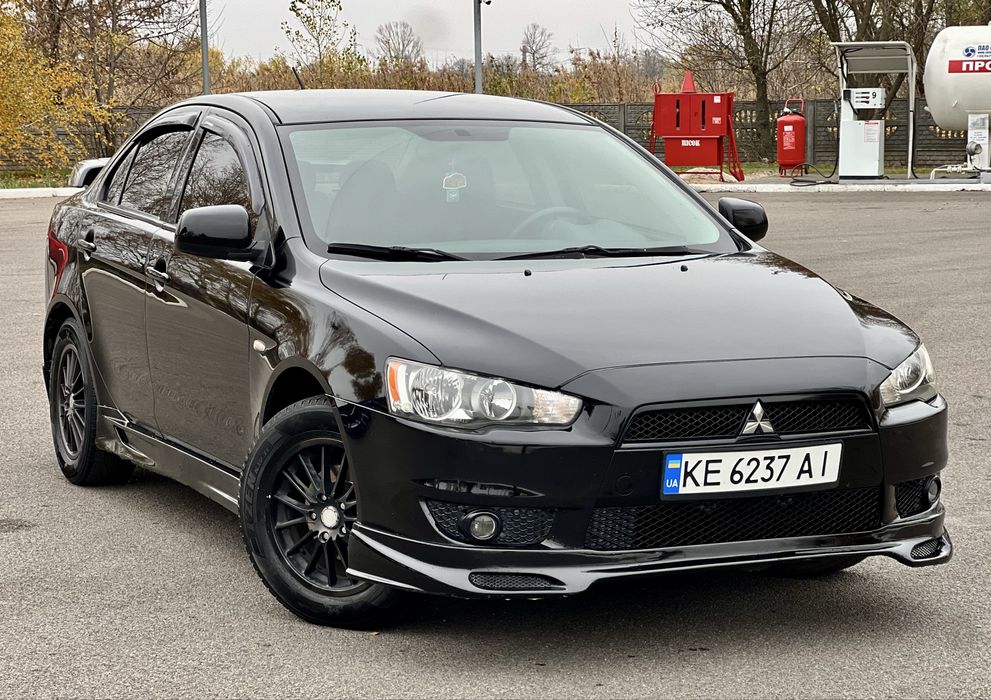 Продам Mitsubishi Lancer X