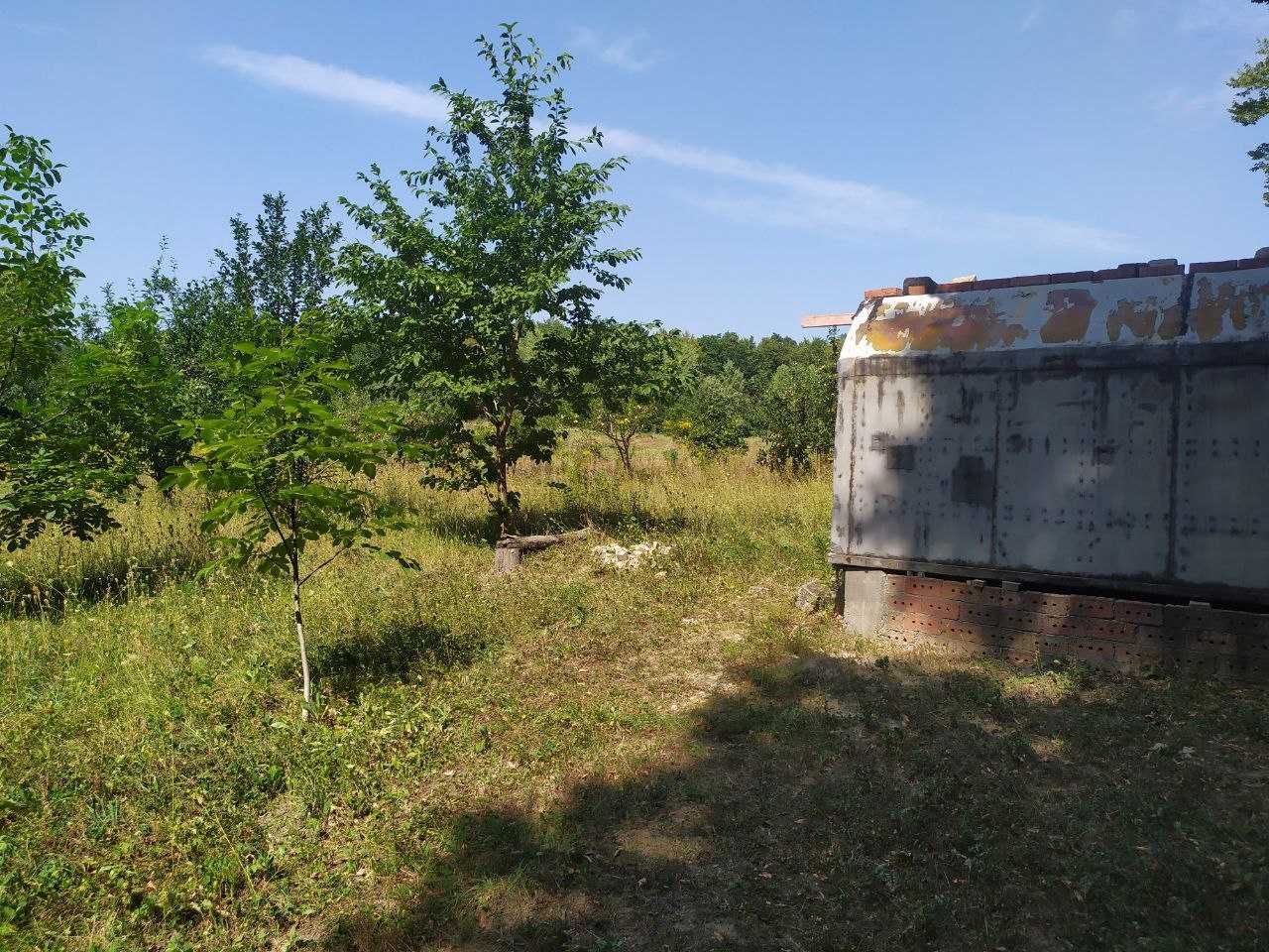 Земельна ділянка в 12 соток в с. Червона Діброва під будівництво