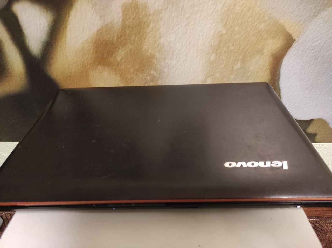 Срочно Ігровий!!Ноутбук Lenovo IdeaPad Y 570 в отличном состоянии