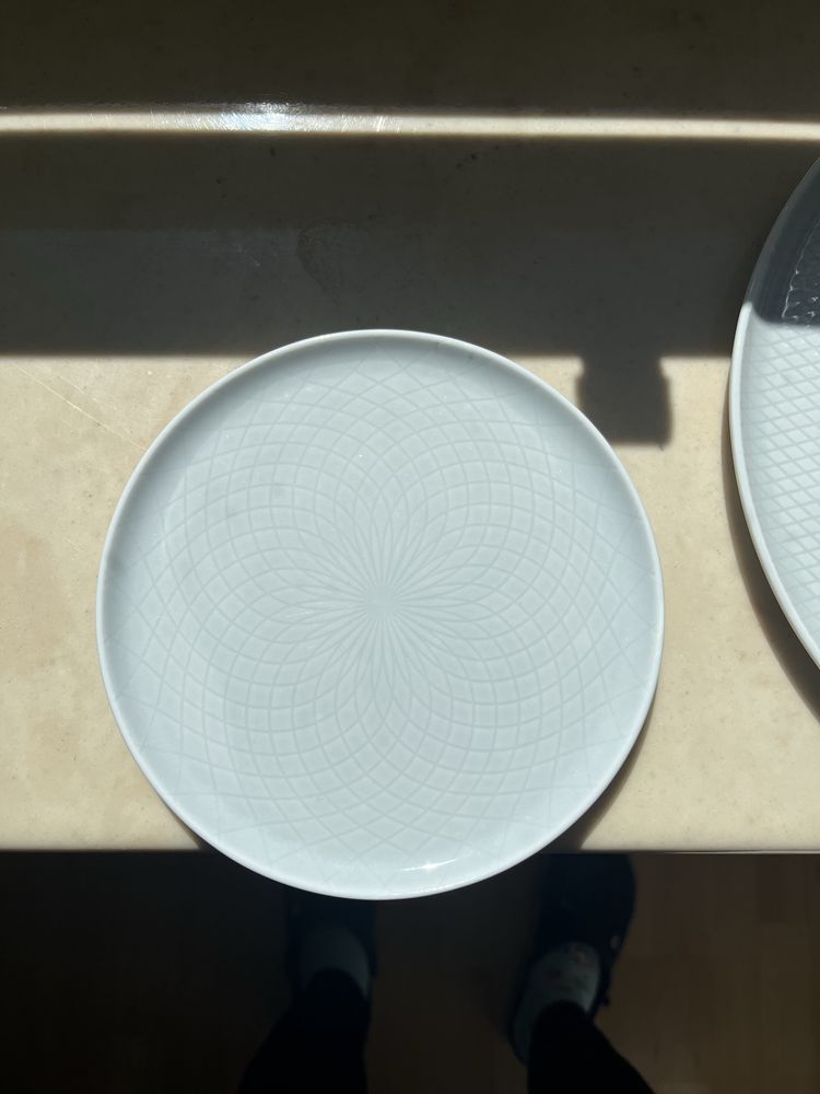 Sprzedam serwis obiadowy ikea-komplet naczyń