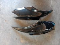 yamaha flame 125 boczki tył tylne owiewki zadupek osłony owiewka