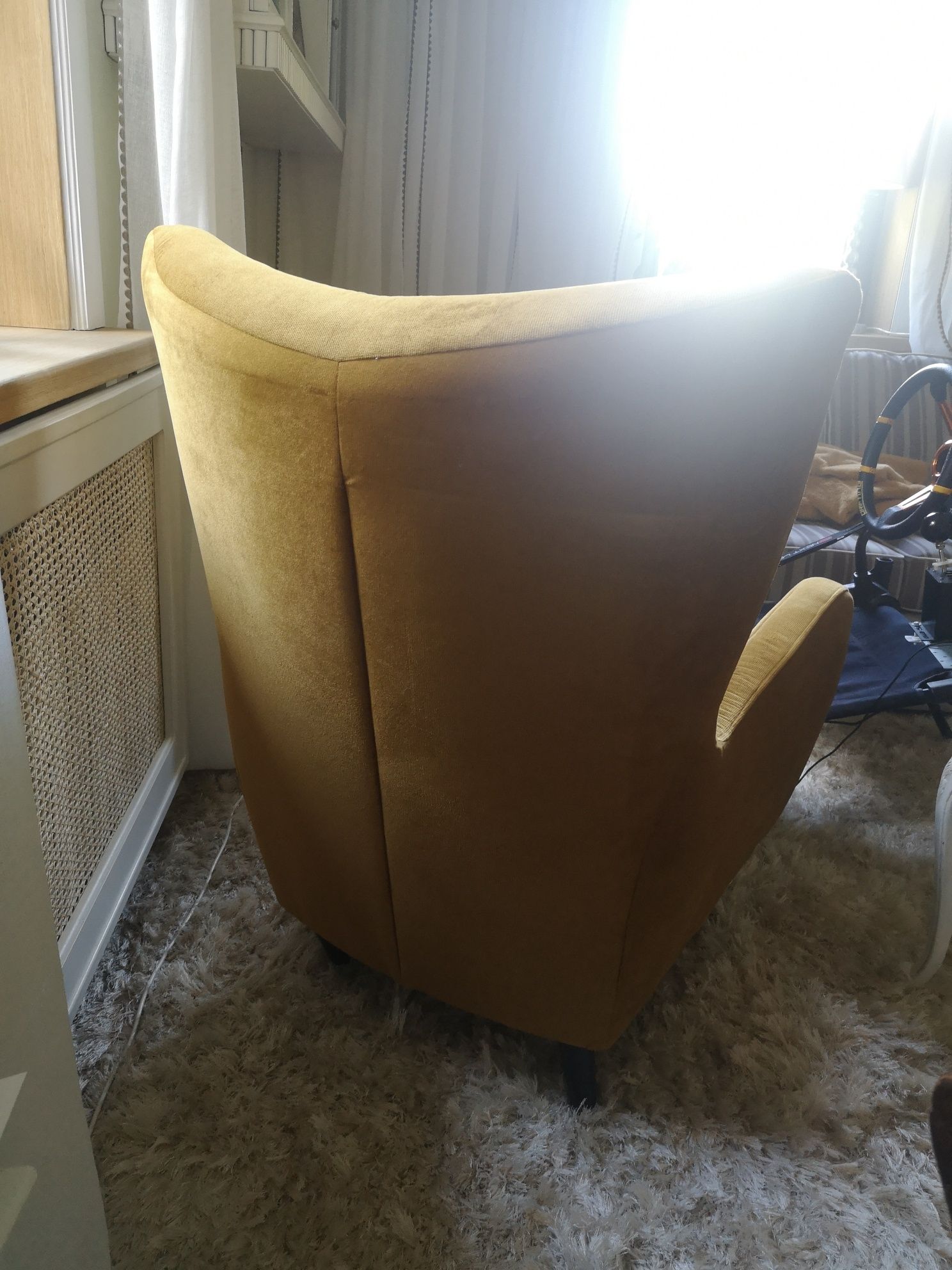 Fotel uszak żółty musztardowy