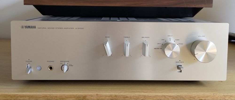 Yamaha AS-1000 wzmacniacz