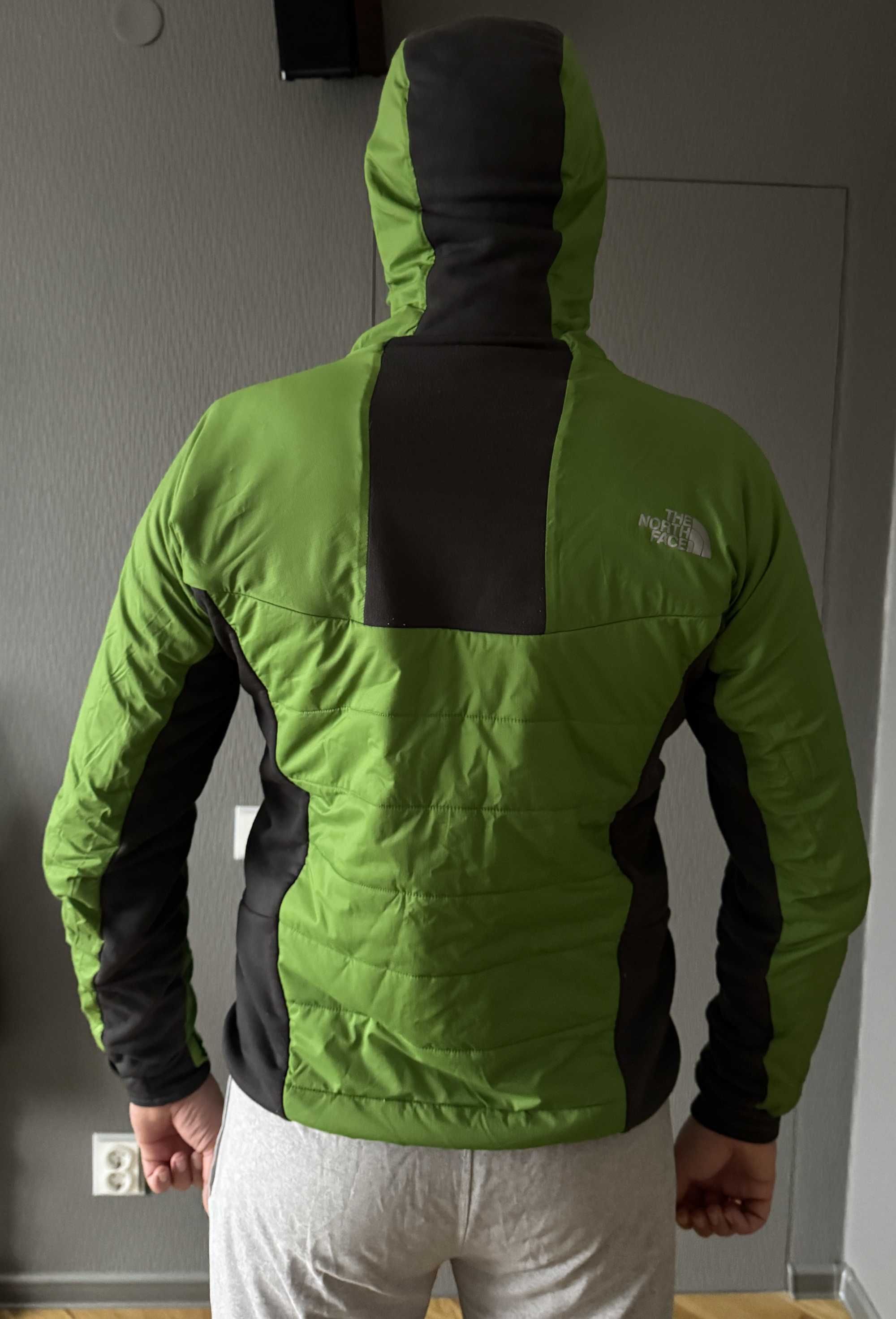 Комбінована куртка The North Face Summit Series розмір M