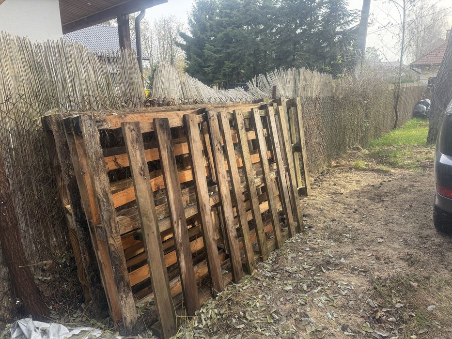 Oddam drewno / palety po budowie