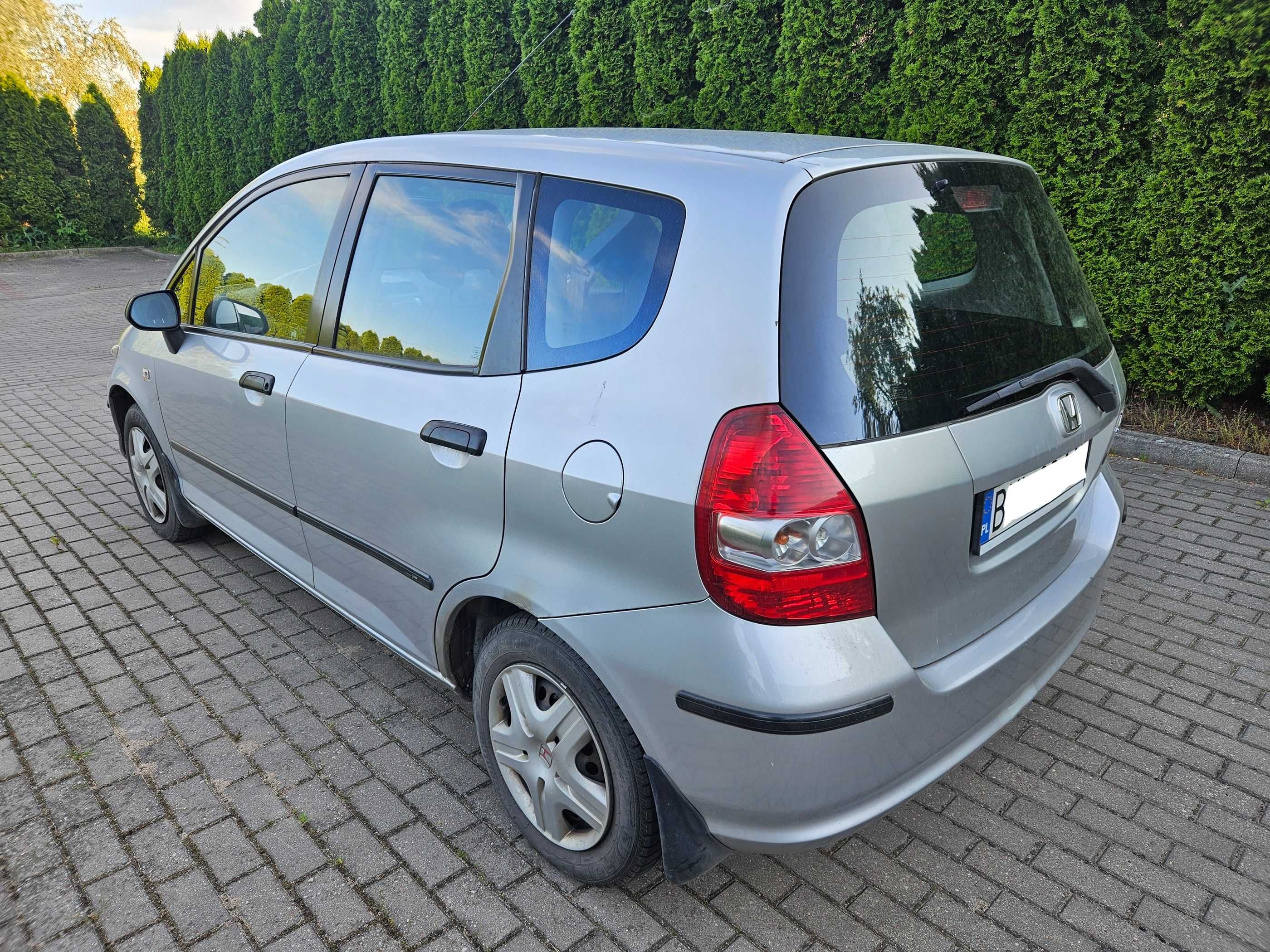 **Honda JAZZ 1.2 2004r prosta wersja  /  dobry stan**