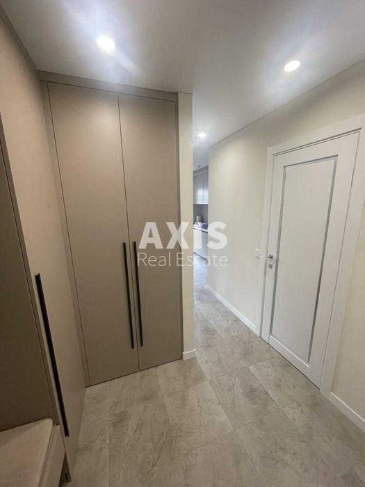 Продаж 1к квартири на Русанівській набережній, Дніпровський р-н