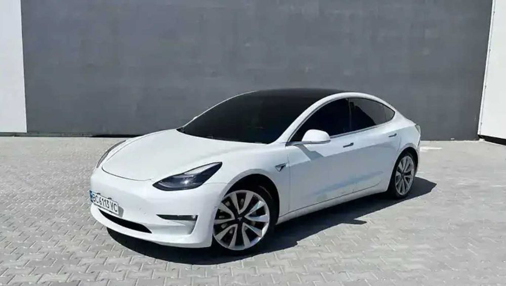 Tesla Model 3 2019