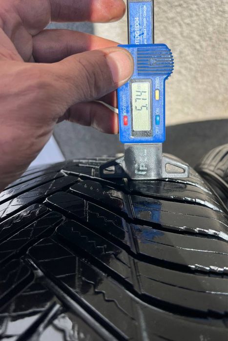 Шины б у 225/50R17 HANKOOK KINERGI 4S2 всесизонка