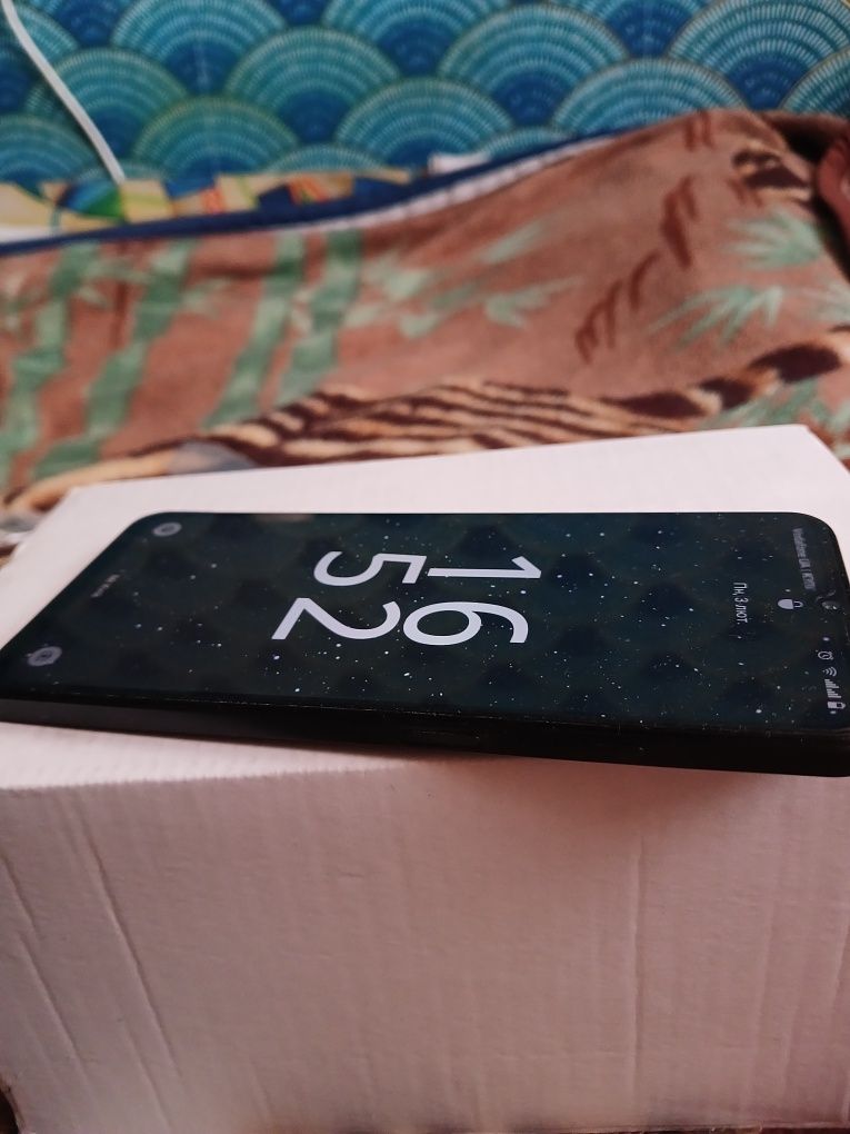 Продам телефон Realme c53 6/128