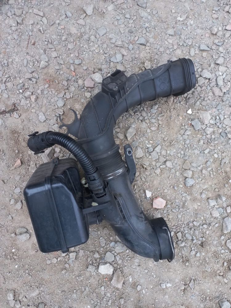 Dolot powietrza rura Rezonator bmw f10 f11 2.0d 184km