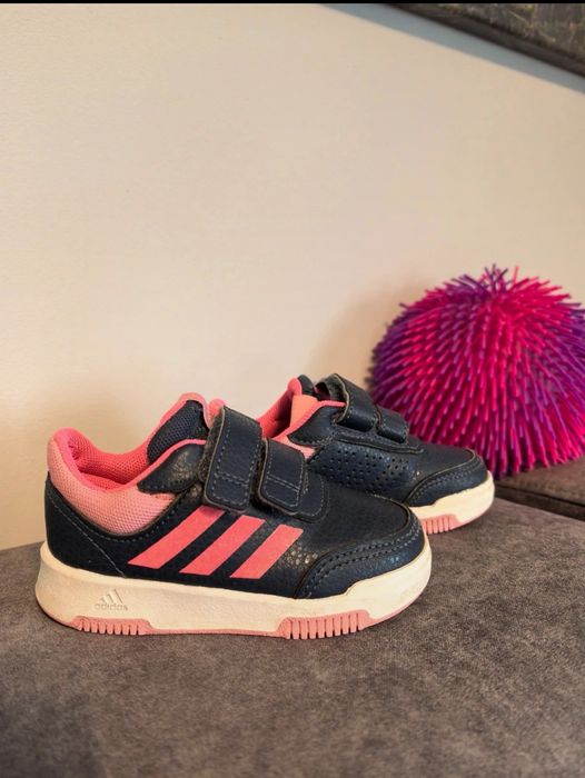 Buciki adidas r. 21