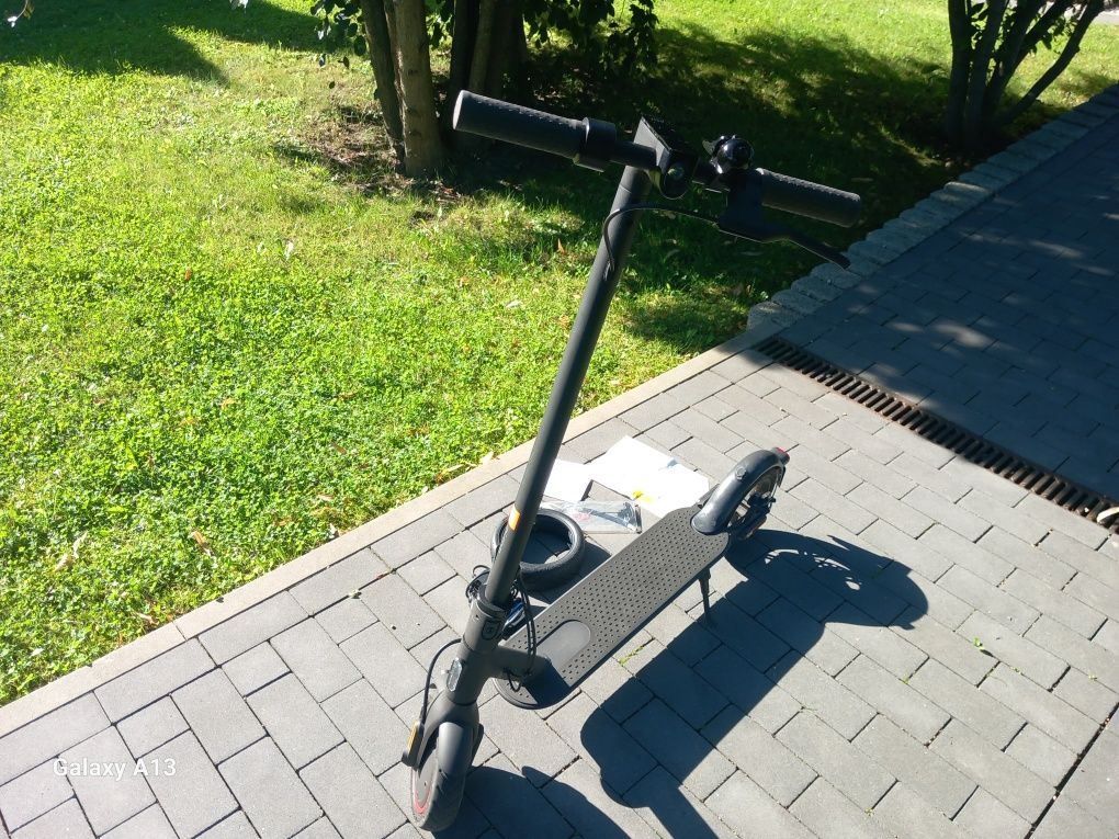 Mi Electric Scooter Pro 2