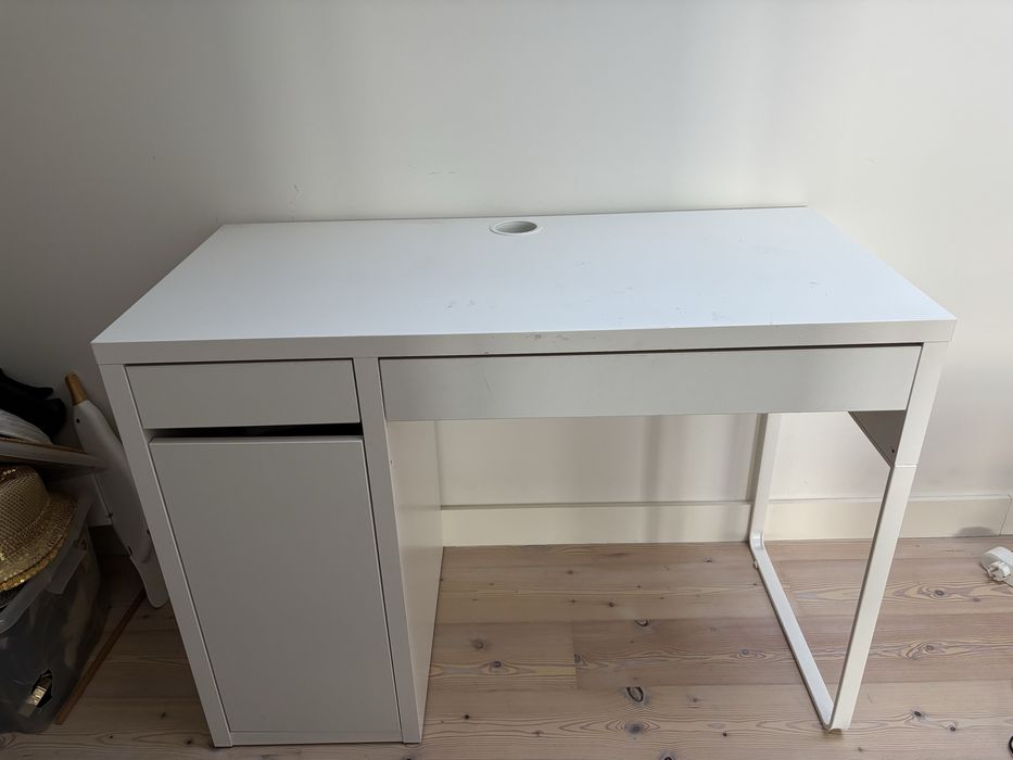 Mesa de escritorio Ikea
