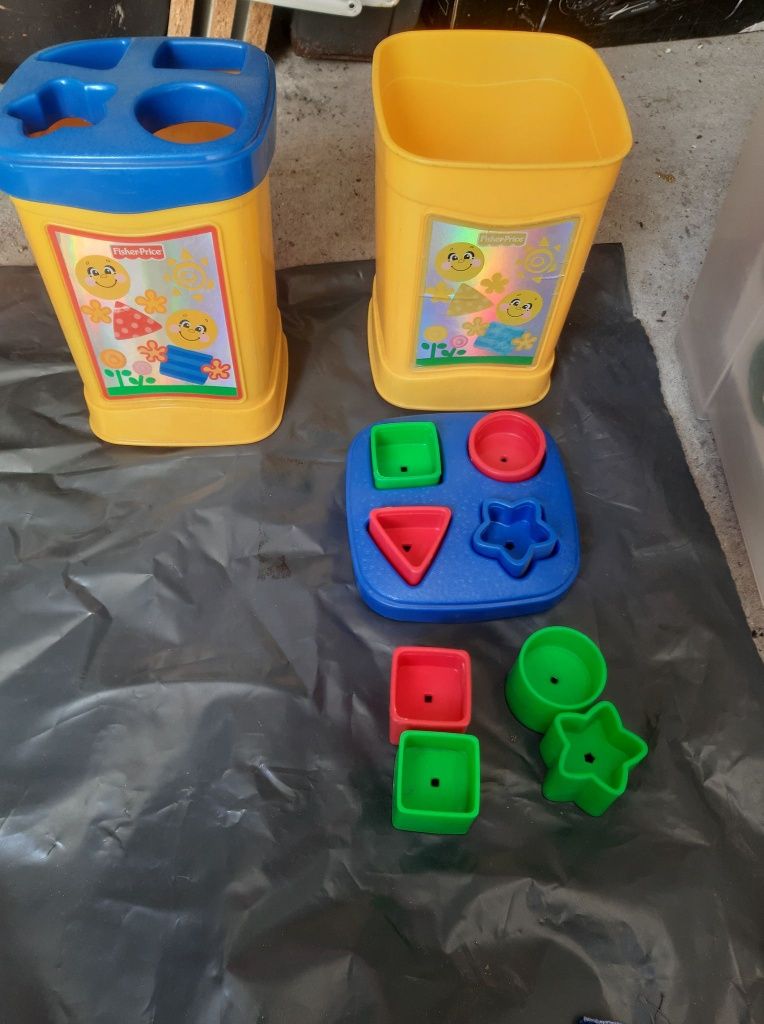 Dwa  sortery klocków Fisher Price