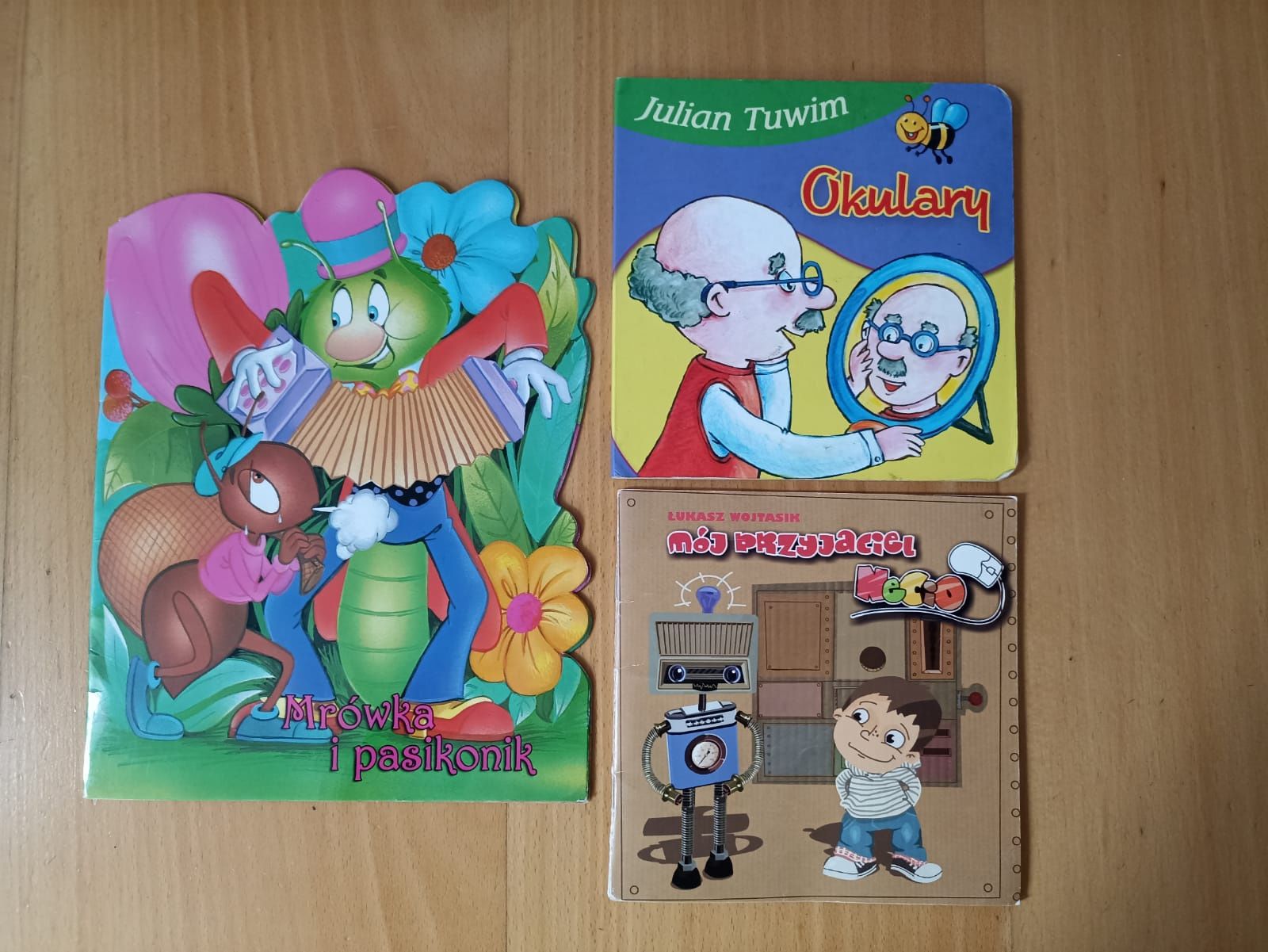 Książeczki dla dzieci pasikonik, mrówka