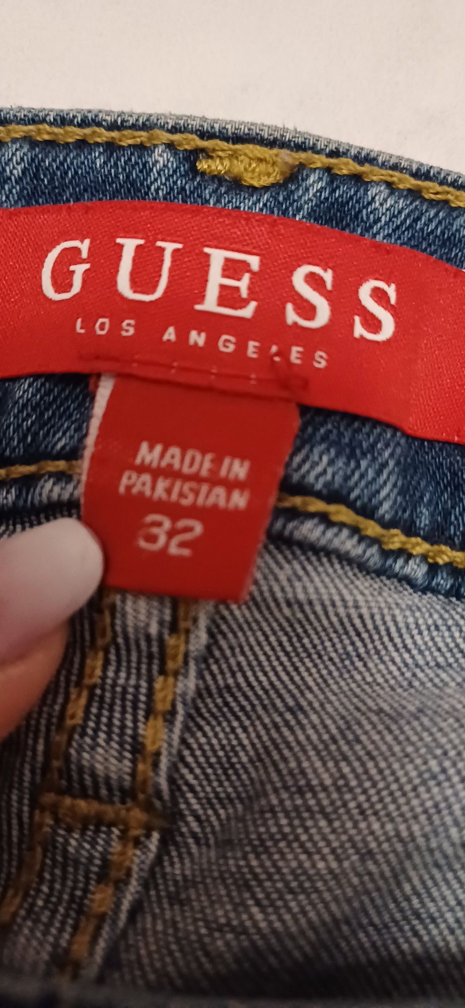 Męskie spodnie jeansowe guess 32 tapered
