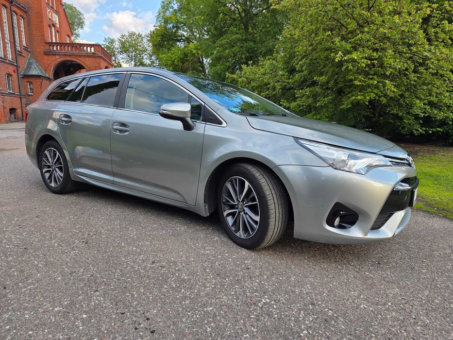 Toyota Avensis III D4D Prestige kombi