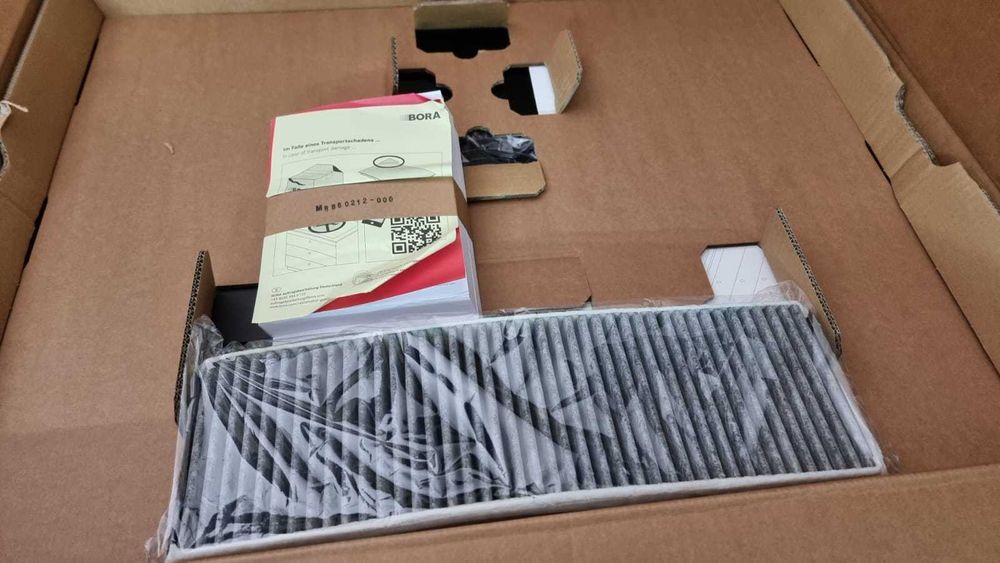 Płyta indukcyjna z wyciągiem oparów powietrza BORA Pure,76 cm.Jak nowa