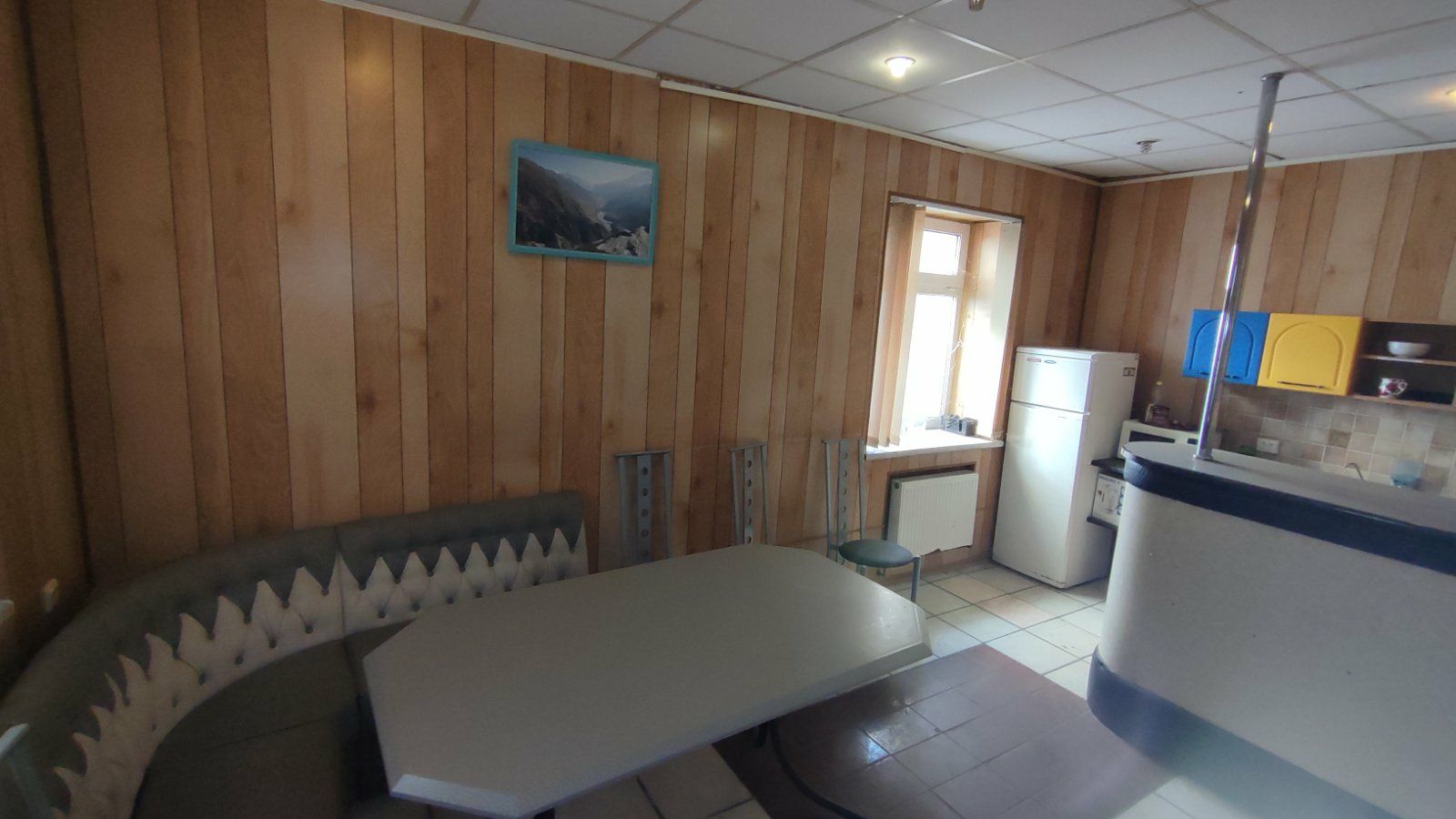 Продам отдельно стоящее помещение Мечникова 25  соток