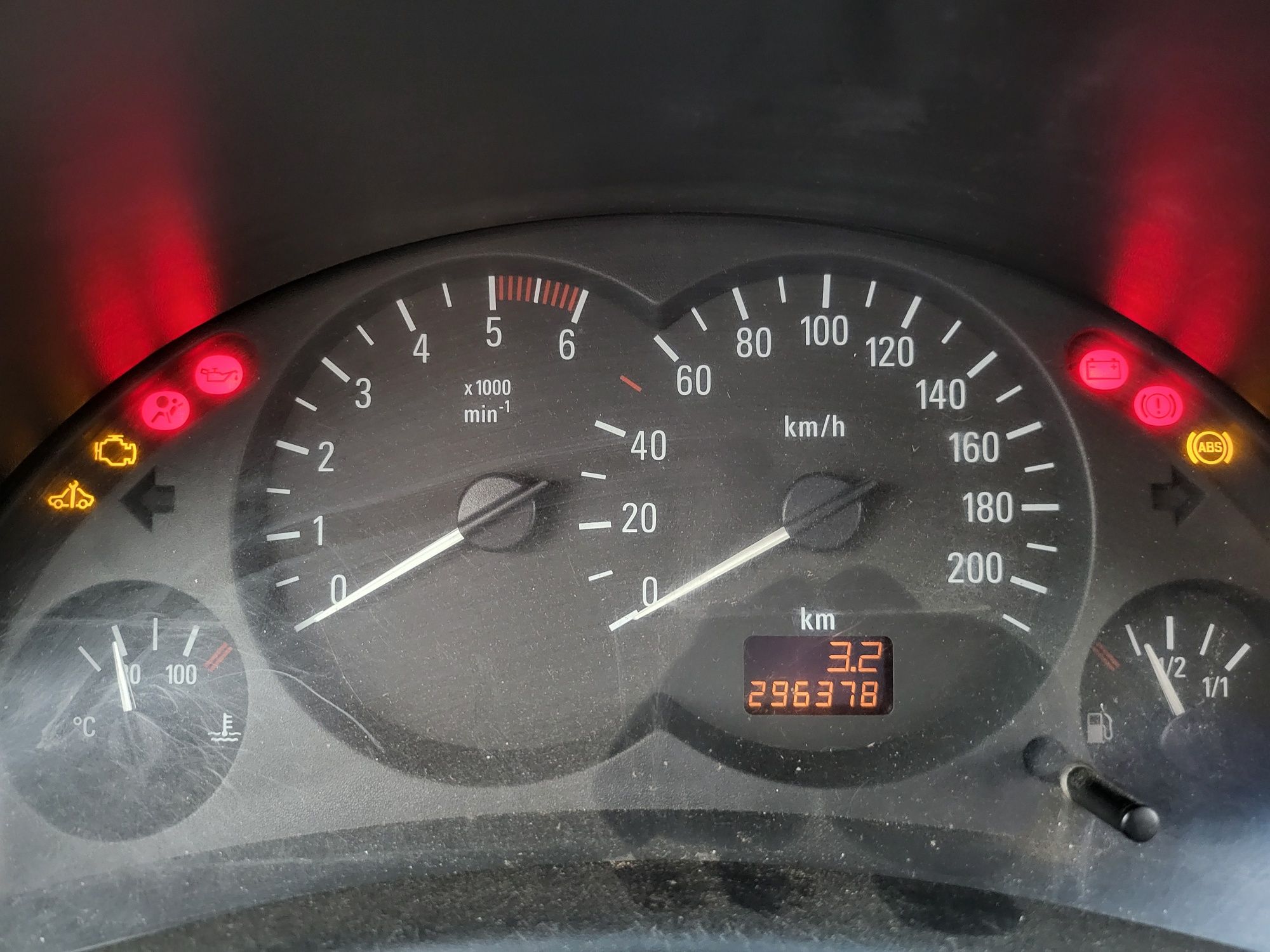 Opel Combo 1.7 CDTI 2006 – Viatura de Trabalho Fiável e Económica