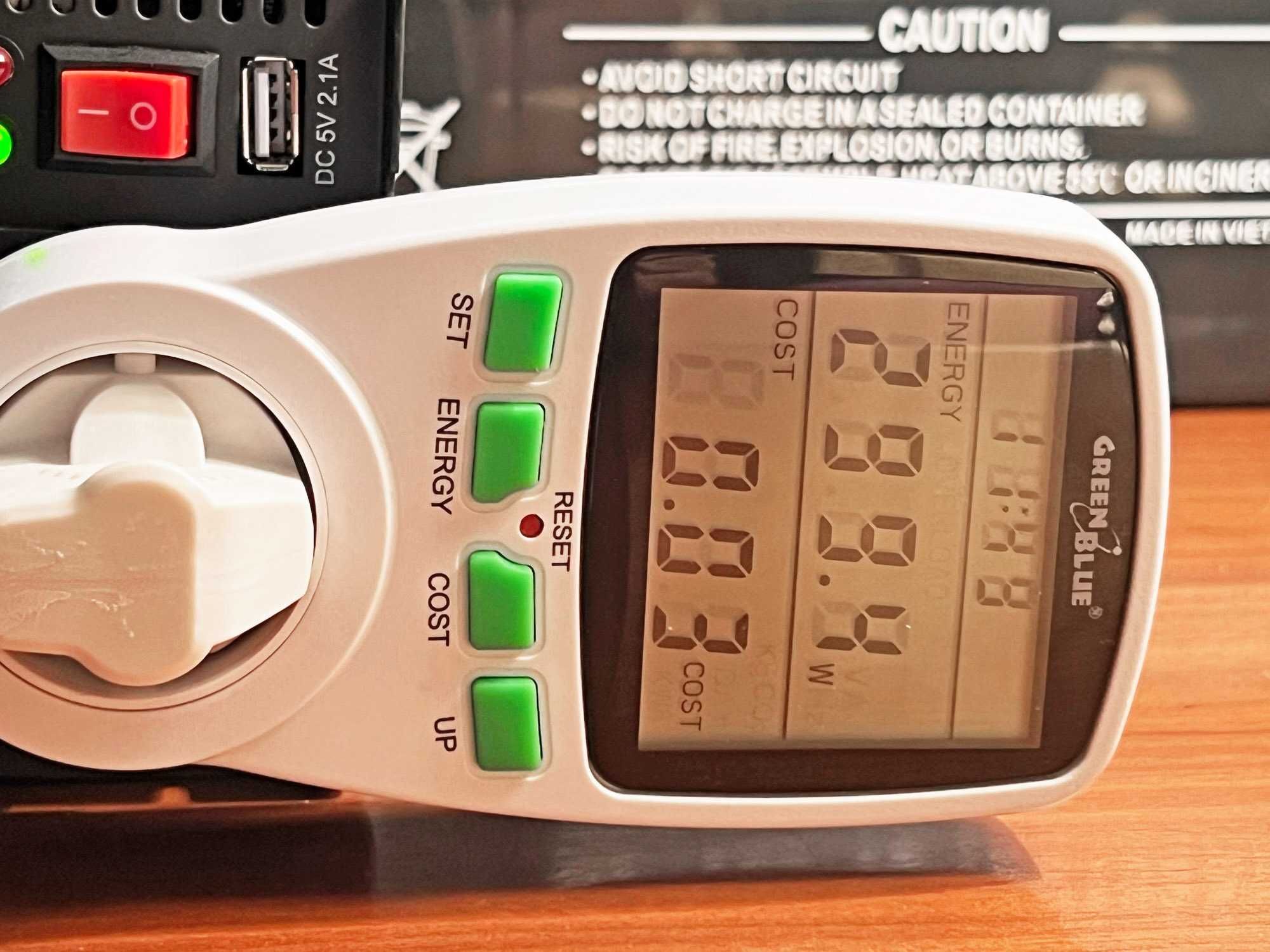Інвертор 12 Вольт Volt Polska SINUS 600 12/230V (300/600W) для котла