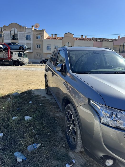 mitsubishi outlander plug-in hybrid