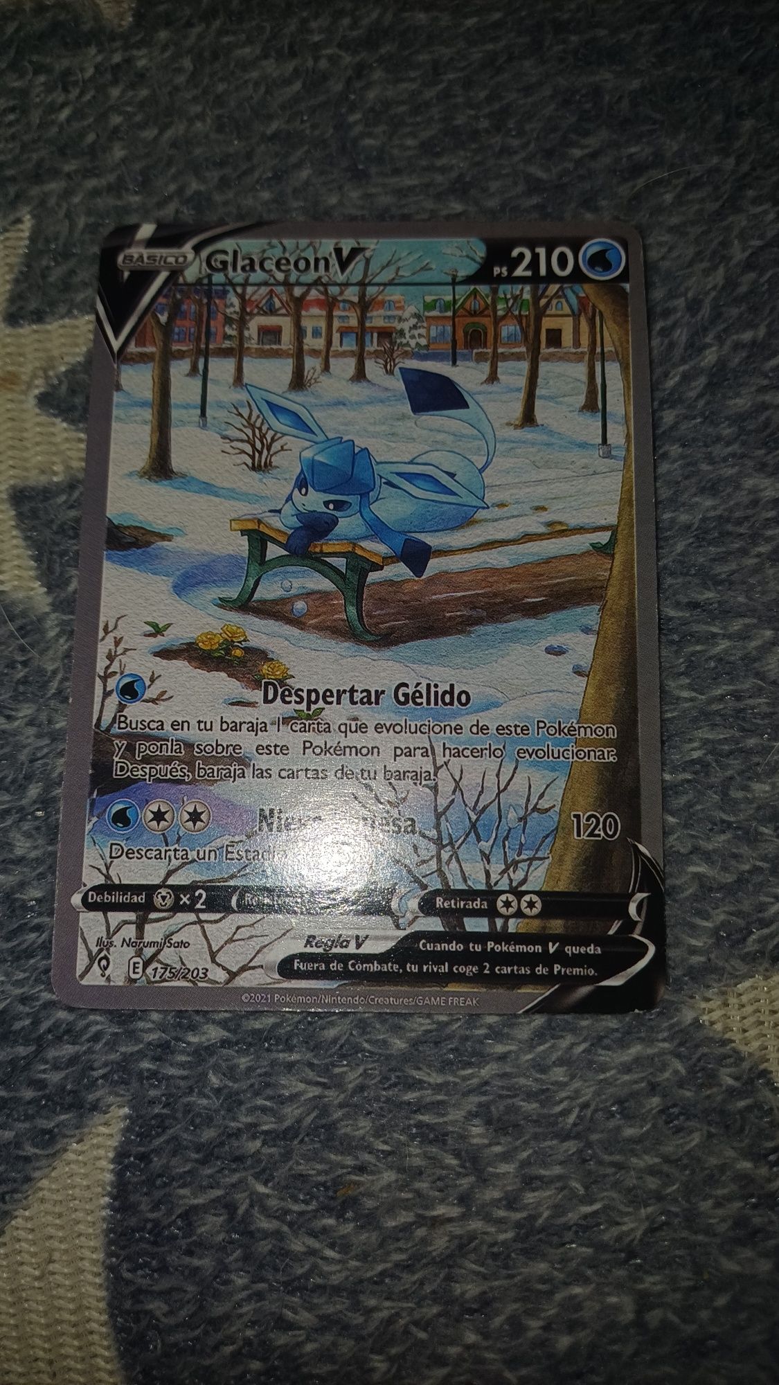 Glaceon V n175..