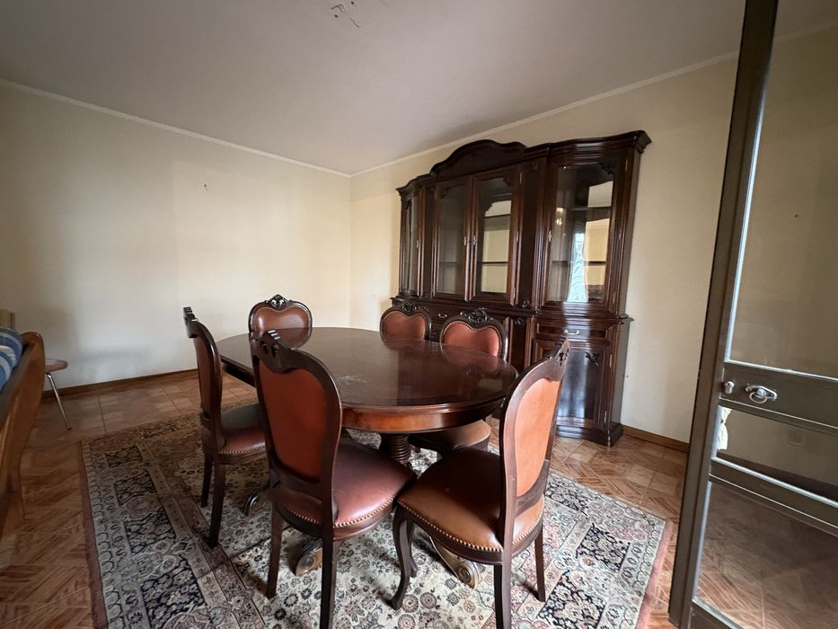 Mesa de sala e 6 cadeira