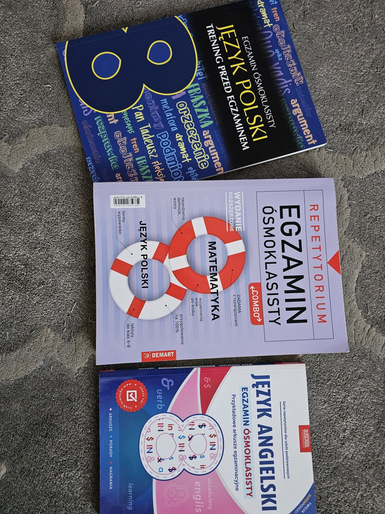 Zestaw książek do powtórek do egzaminu 8 klasisty
