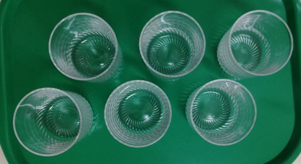 6 copos de Whisky + 6 Copos de sumo, base em espiral
