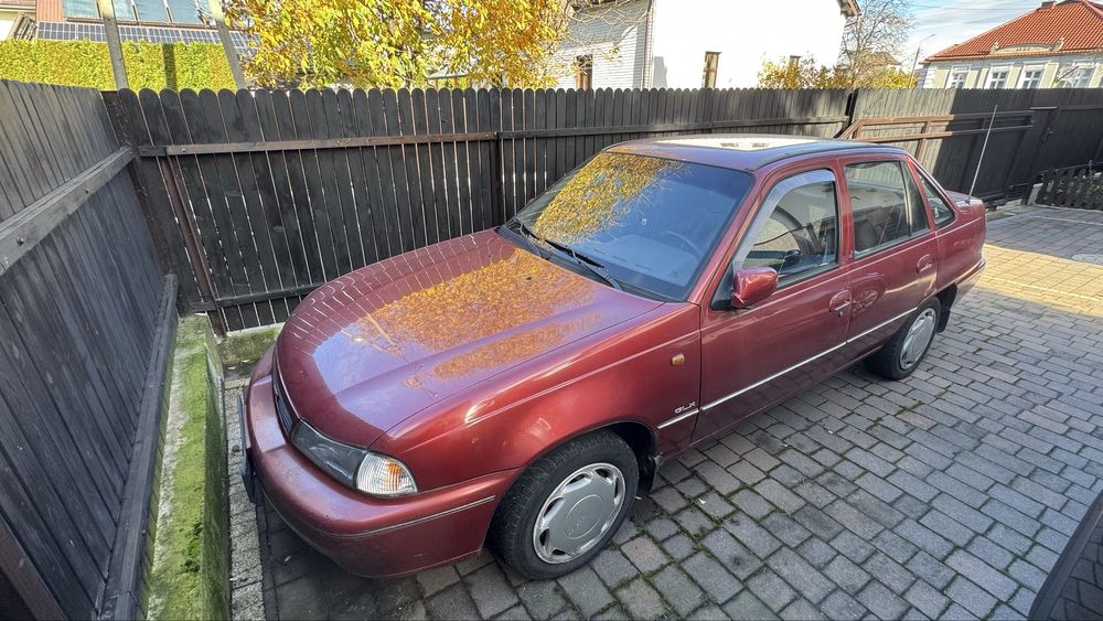 Samochod osobowy Nexia Daewoo