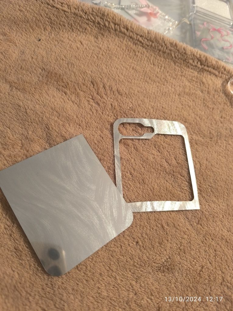 Capa Z Flip 6 clear