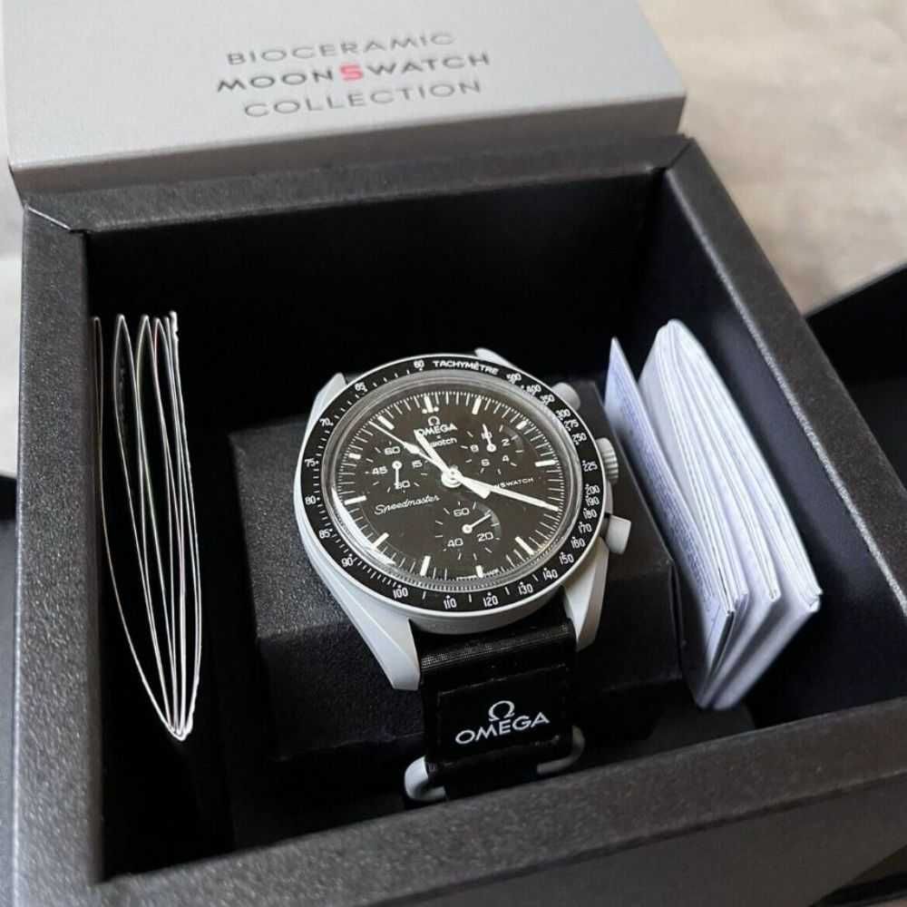 SO33M100 Omega x Swatch – Kolekcja Moon Premiera