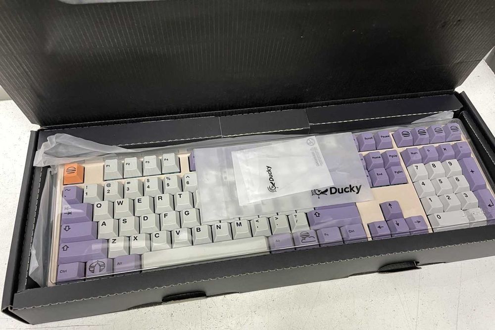 Клавиатура механическая Ducky One 3 Cherry MX Brown USB Matcha