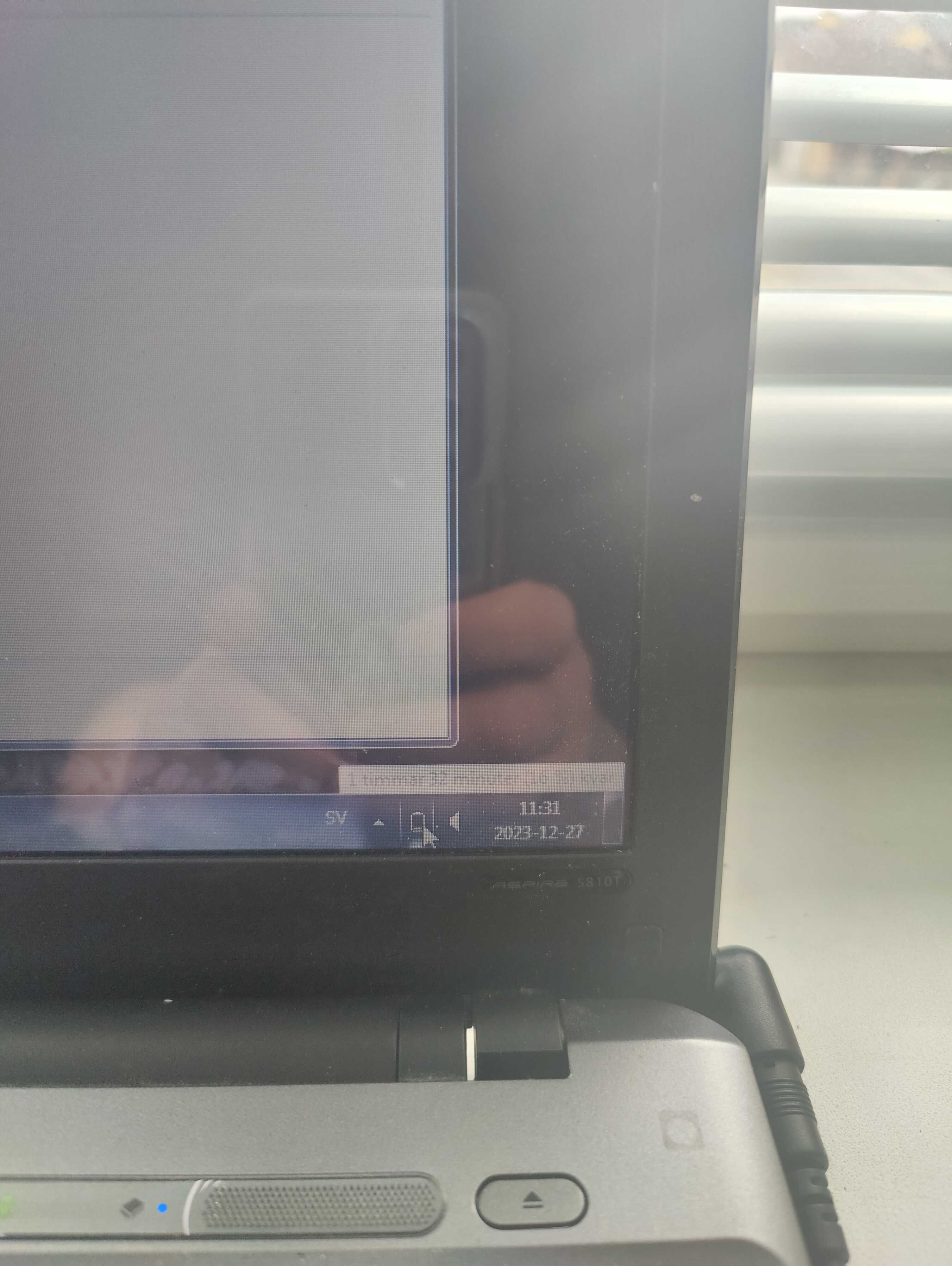 Acer 5810t без зарядки
