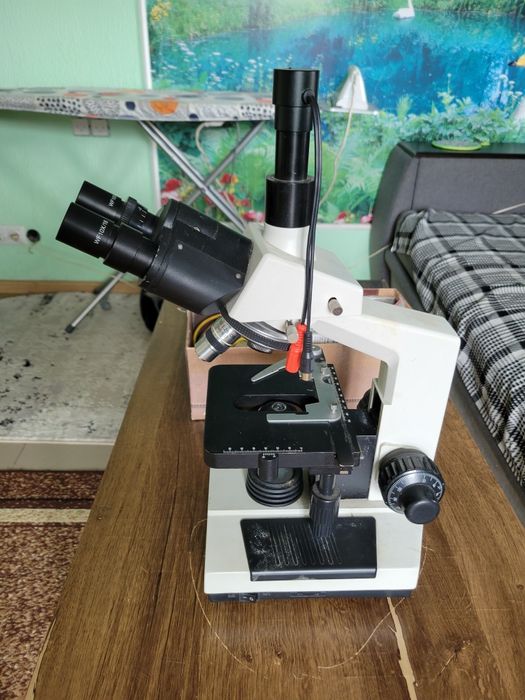 Цифровий тринокулярний мікроскоп MICROmed XS-3330