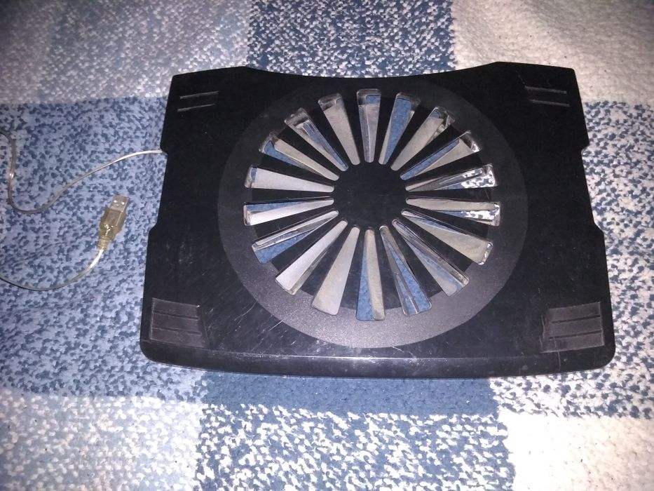 Кулер для ноутбука.