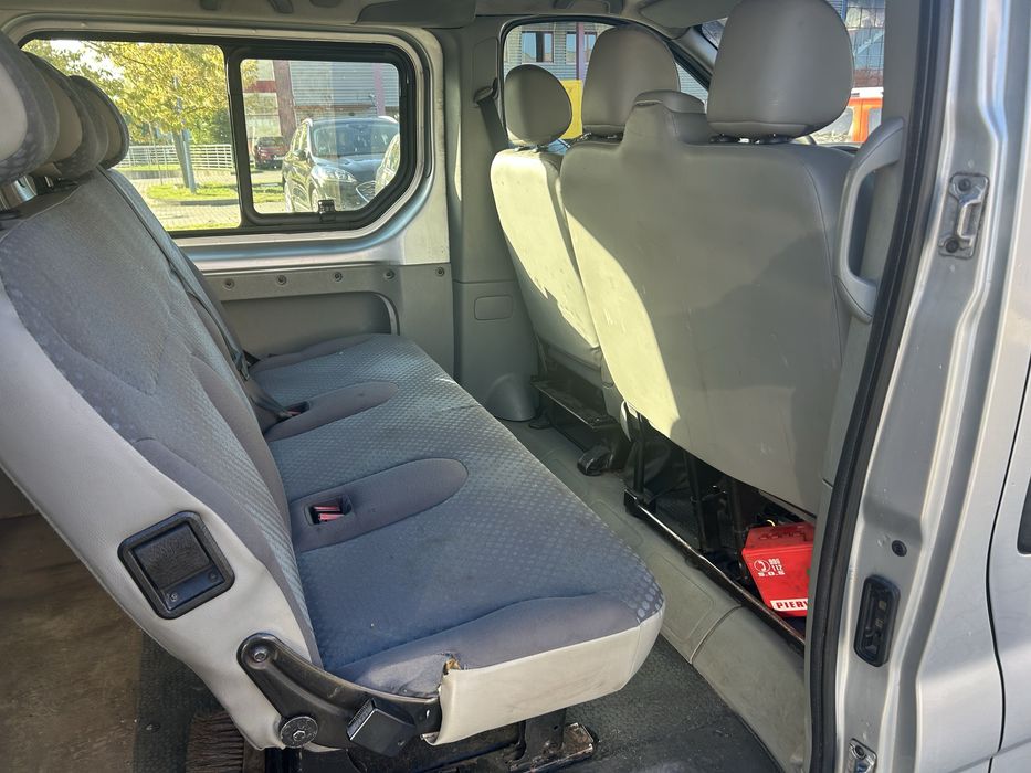 Renault Trafic 2.0 dci long