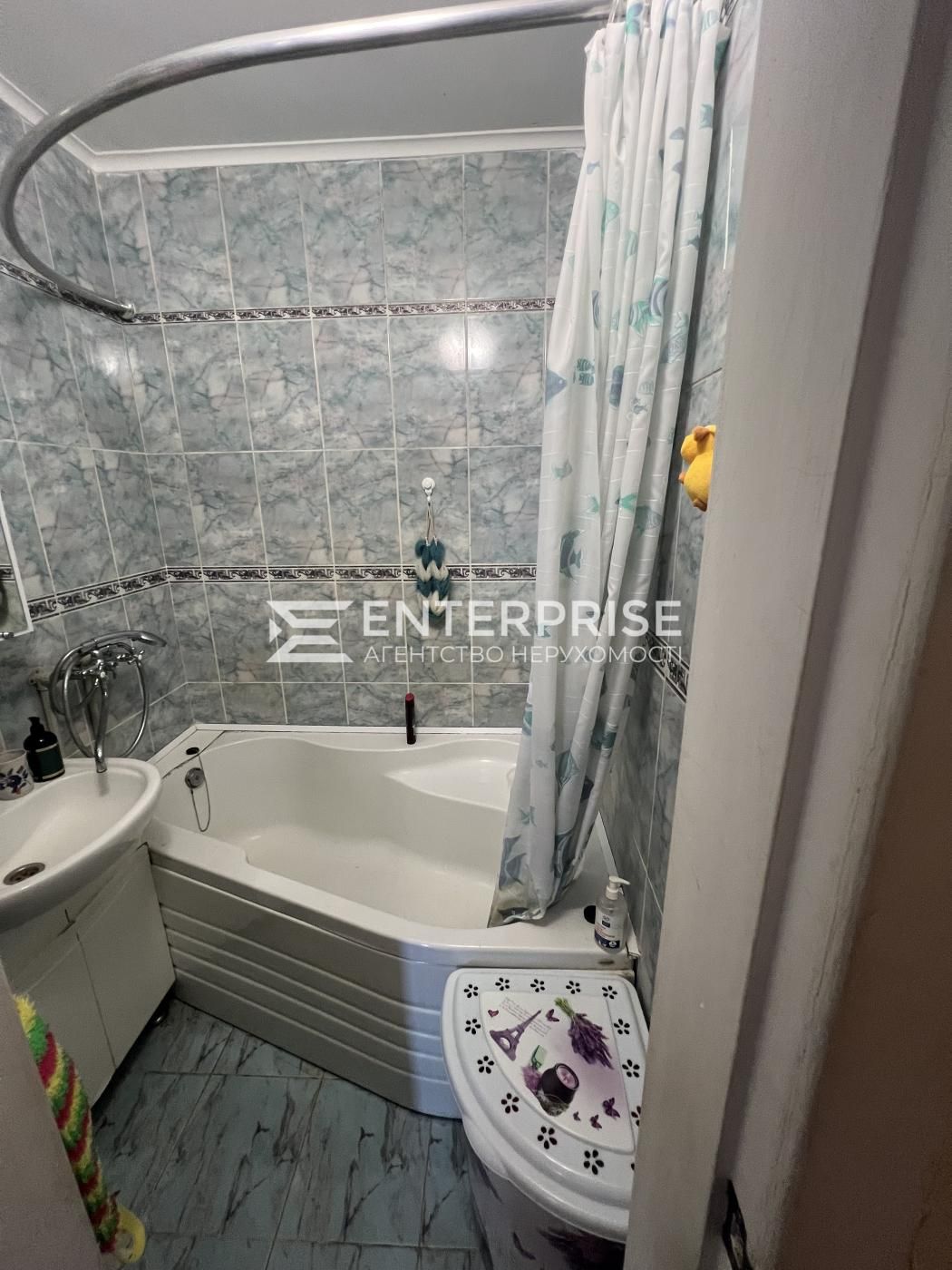 Гореничі Продаж 2-кімнатна 55 кв.м. 15 хвилин до метро Житомирська