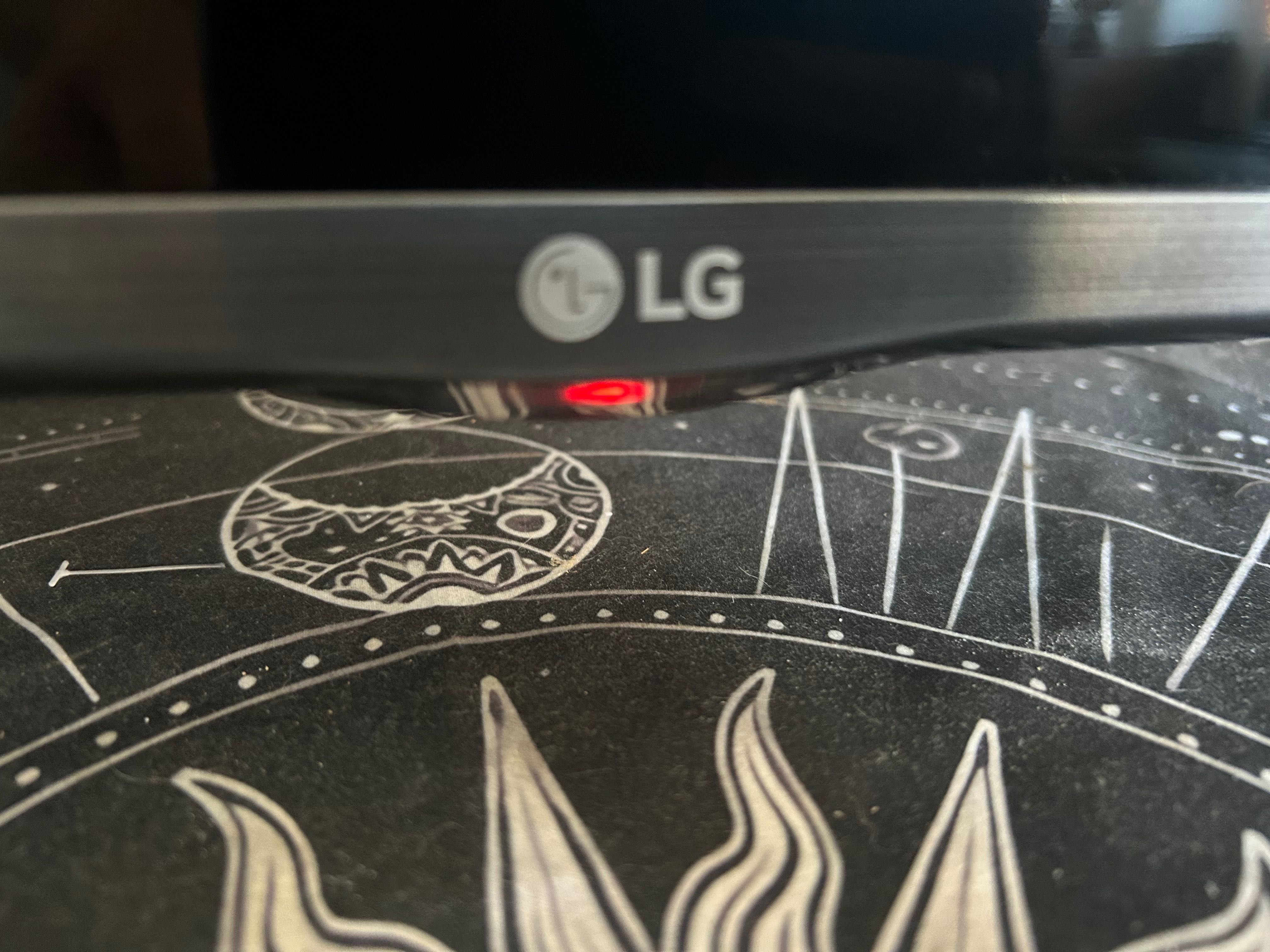 telewizor lg 32LF592U