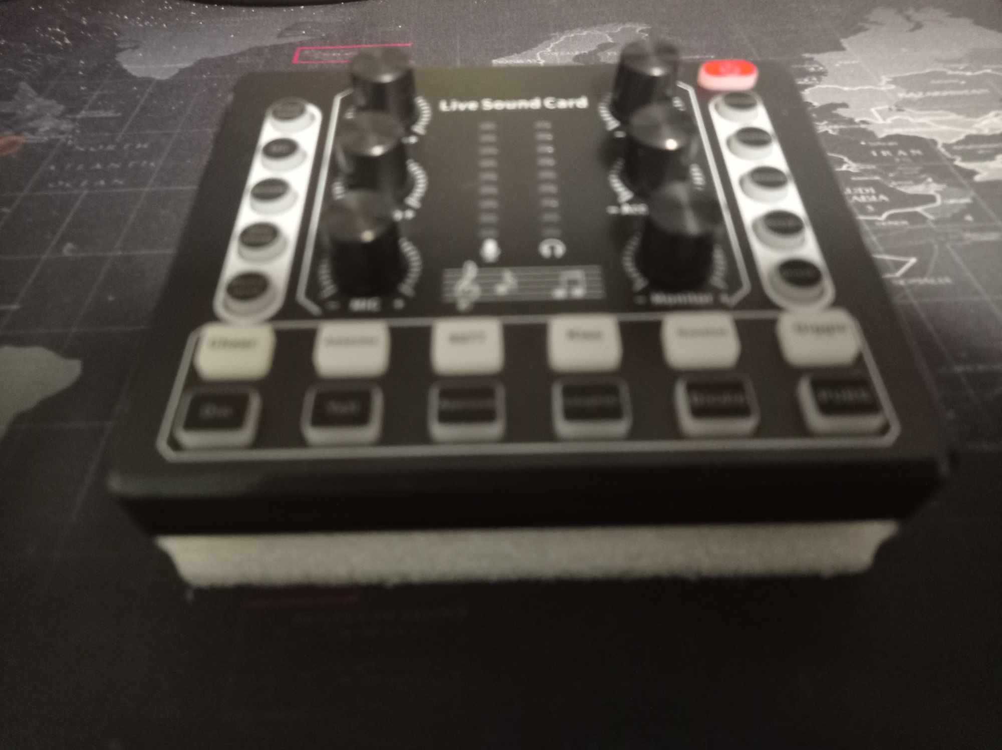 Sound Card M8 do gier/streamingu. bez okablowania